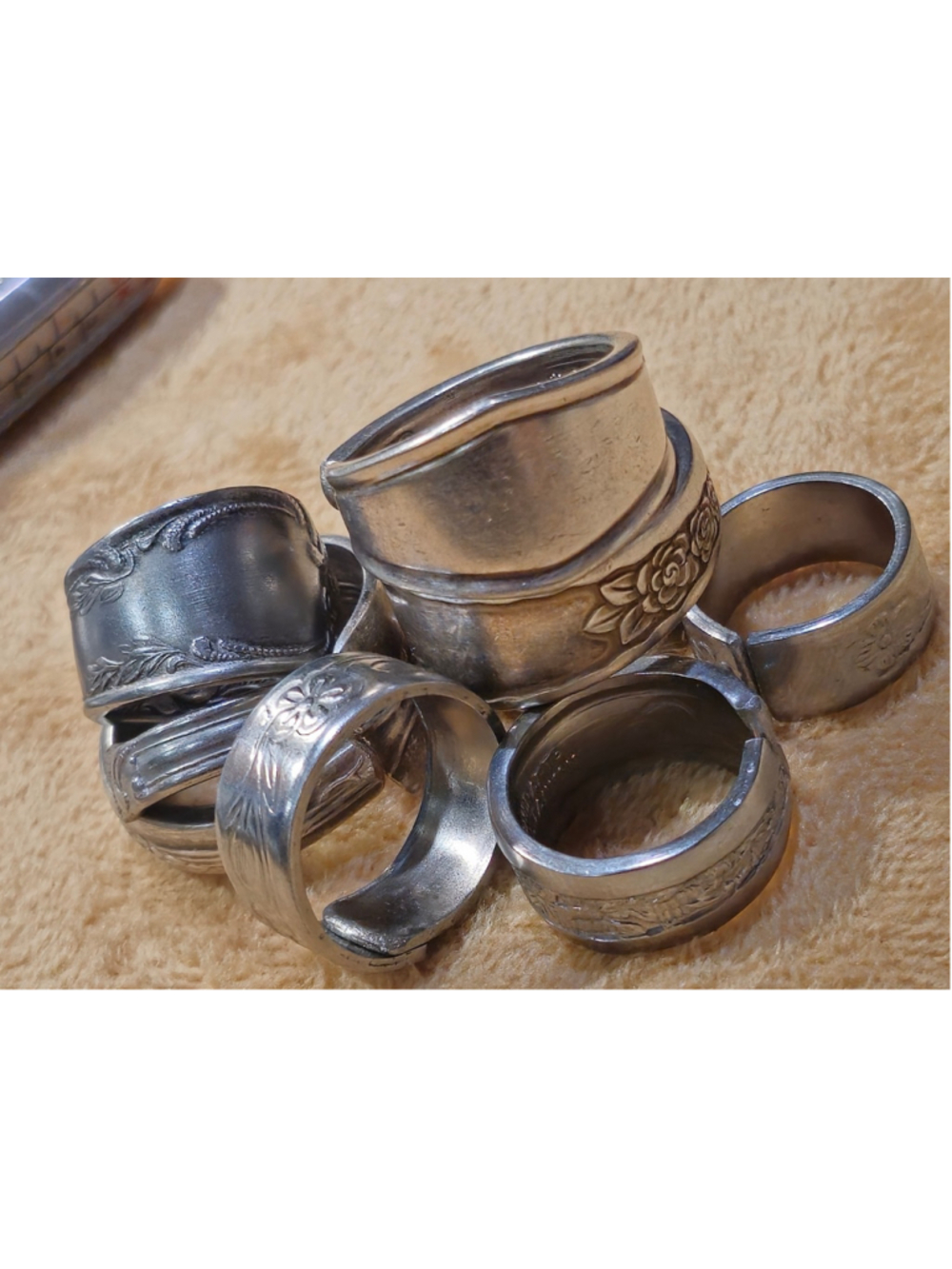 Set of 8 Vintage Floral Etched Spoon Handle Rings